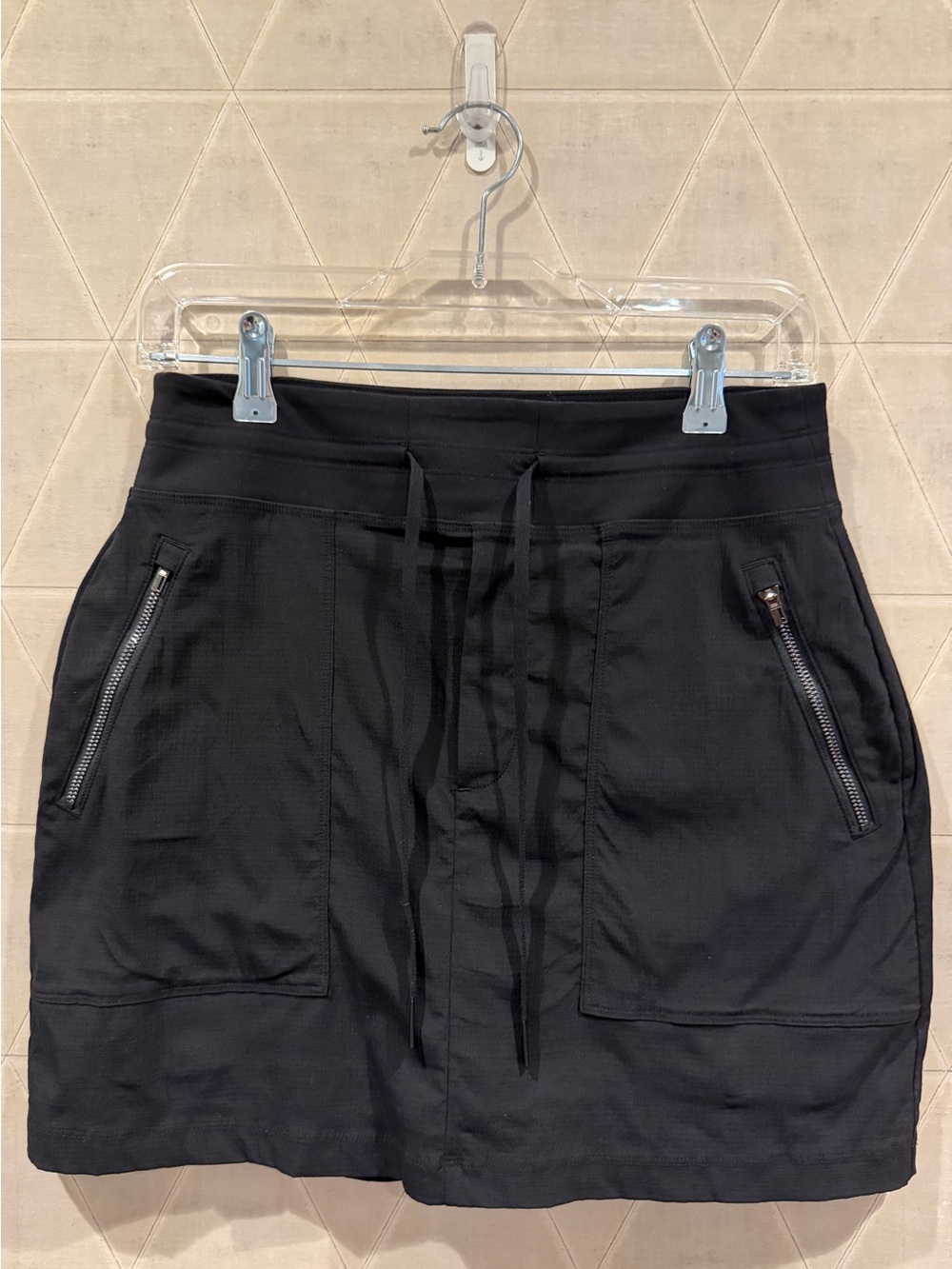 ATHLETA Trekki North Skort - Black - Size 6